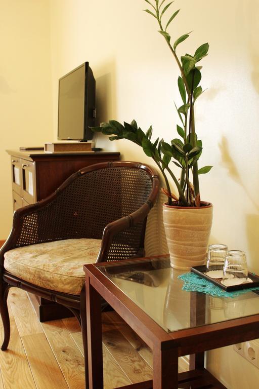 Embrace Hotel & Apartments Parnu Room photo